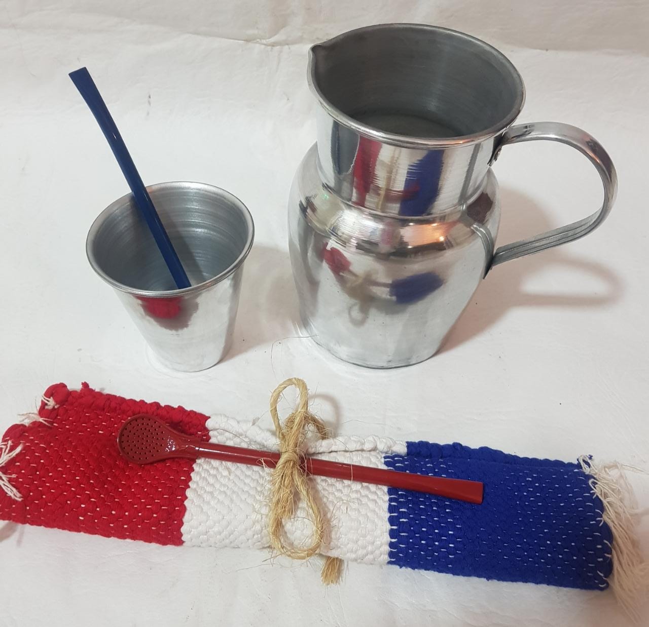 KIT JARRA + VASO ALUMINIO CON BOMBILLA DEL COLOR A ELECCION + PORTARERE